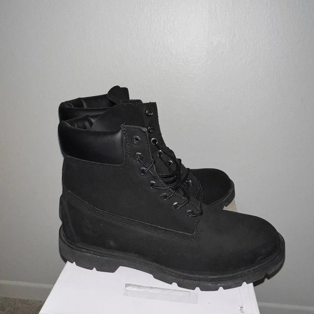 Black Timberland Boots